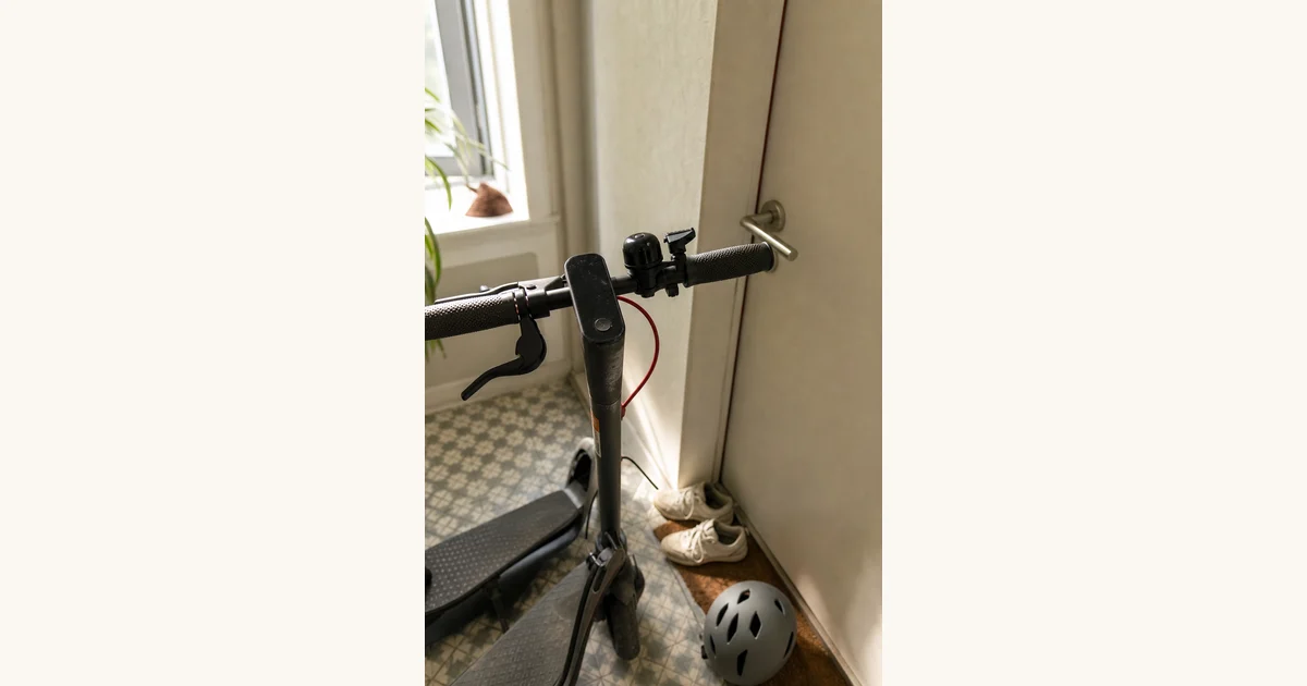 Mini-Klingel für E-Scooter: Laut trotz Zwerg-Format, Hero-Bild zum Magazinbeitrag aus der Rubrik Alltag